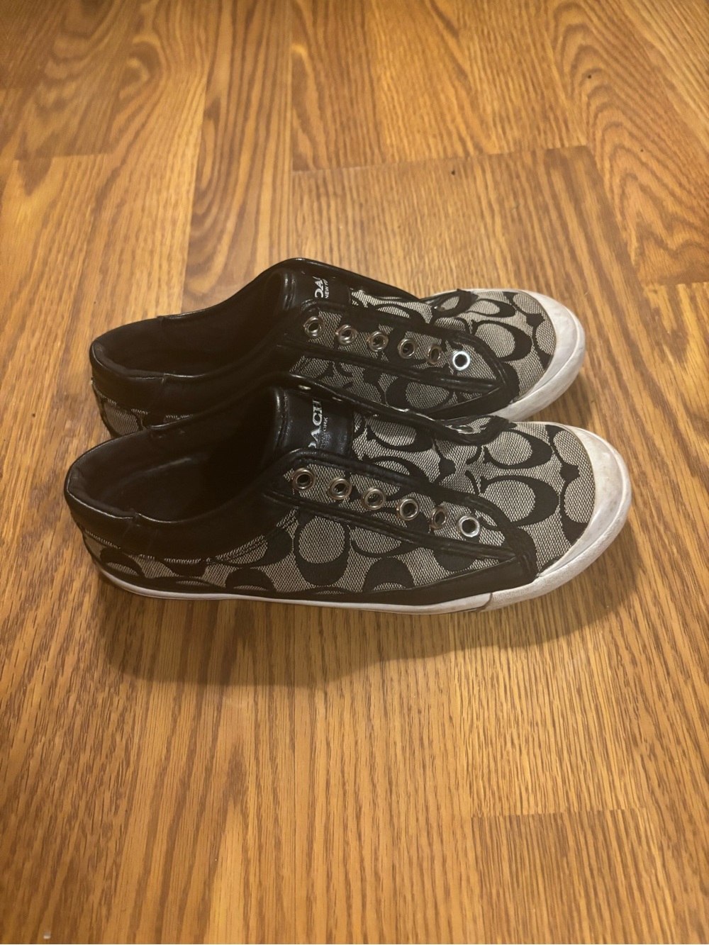 Lightly Used Authentic Coach Felix Slip-Pn Sneakers